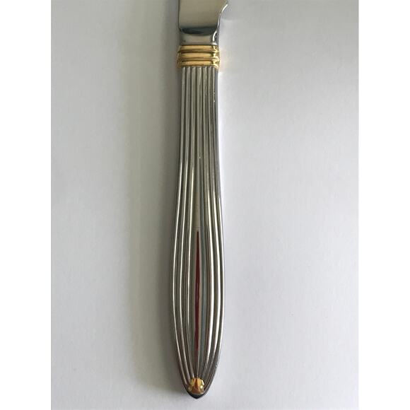 Reed and Barton Golden Jubilee Four Piece Stainless Steel Steak Knives in Box - Picture 5 of 7